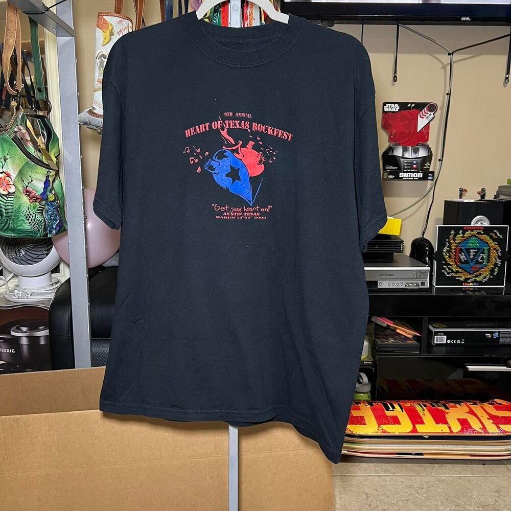 Heart of Texas‎ Rockfest 2008 "Get you heart on" Men's: XL T-shirt (NO TAG)
